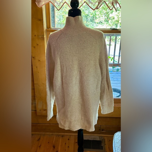 🔥Tommy Hilfiger Half Zip Mock Neck Sweater🔥 - Picture 2 of 12